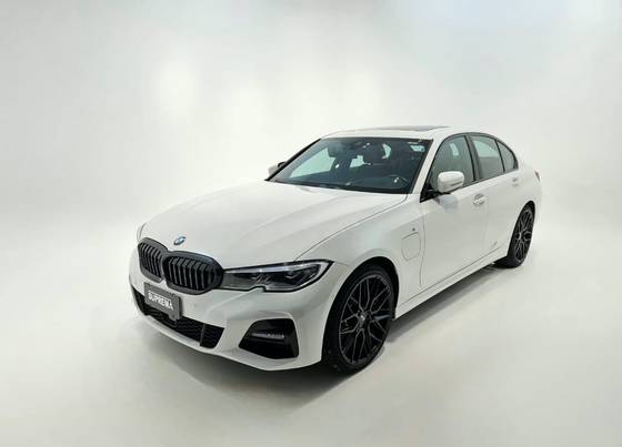 BMW 330e 2.0 16V TURBO HÍBRIDO M SPORT AUTOMÁTICO BMW 330e 2.0 16V TURBO HÍBRIDO M SPORT AUTOMÁTICO